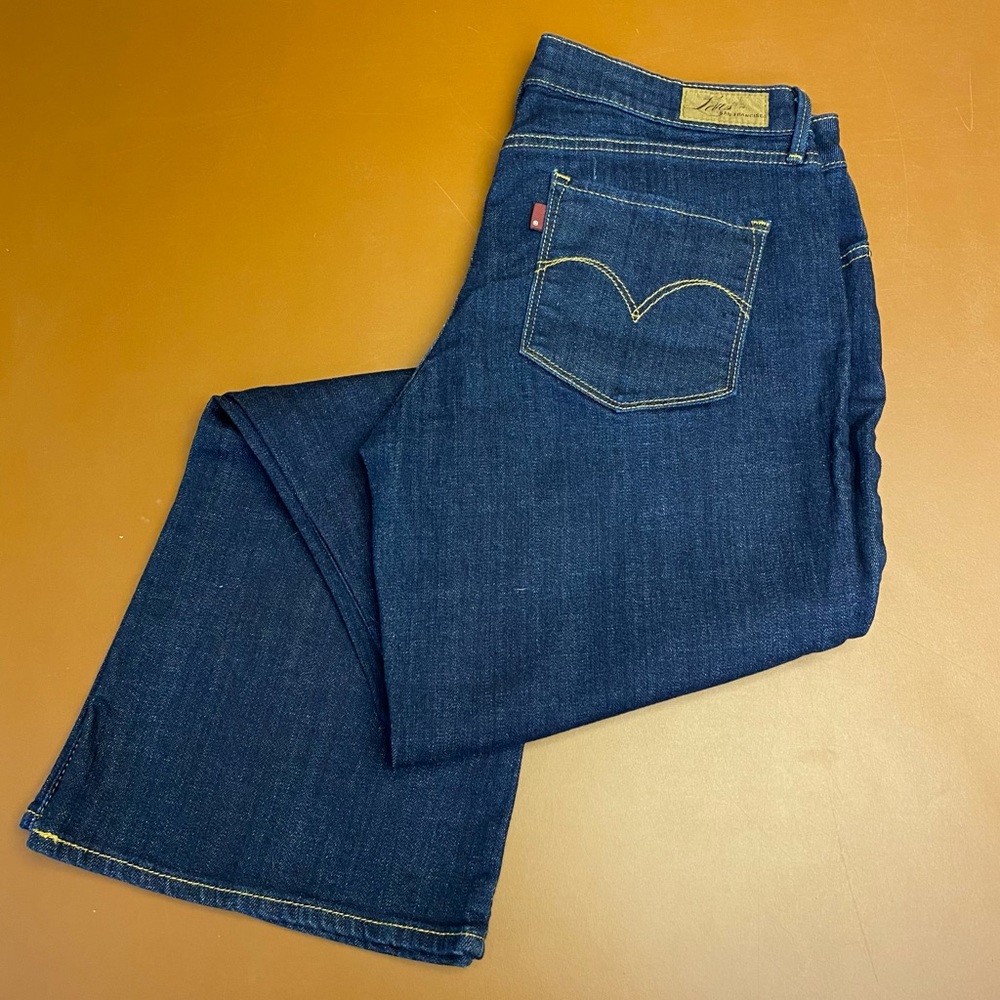 Levi’s San Francisco Bold Curve Classic Bootcut